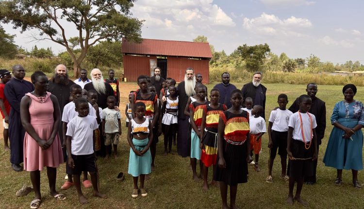 Επίσκεψη-Μητροπολίτη-Φθιώτιδος-στην-Ιερά-Επισκοπή-Γκούλου-και-Βορείου-Ουγκάντας
