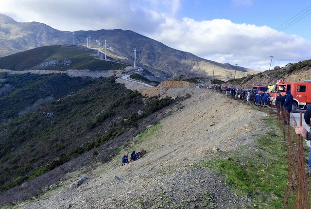 Νεκρός-σε-τροχαίο-67χρονος-στα-Χανιά-–-Το-αυτοκίνητο-που-οδηγούσε-εξετράπη-έπεσε-σε-γκρεμό-δεκάδων-μέτρων