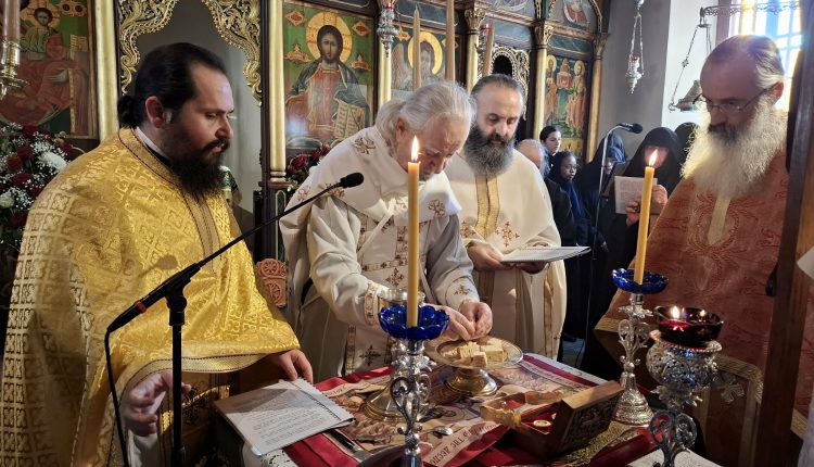 Η-Αρχαιοπρεπής-Θεία-Λειτουργία-του-Αγίου-Ιακώβου-του-Αδελφοθέου-στην-Ιερά-Μονή-Μεταμορφώσεως-του-Σωτήρος-Κύμης