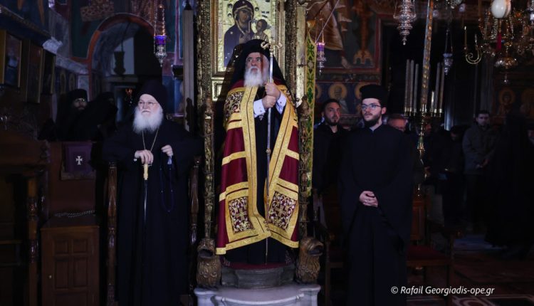 Υποδοχή-του-Μητροπολίτη-Νεαπόλεως-στην-ΙΜΜ.-Βατοπαιδίου-(ΦΩΤΟ)
