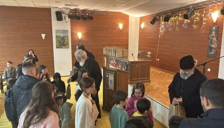 Χριστουγεννιάτικη-εκδήλωση-για-τα-παιδιά-στην-Ιερά-Μητρόπολη-Αρκαλοχωρίου