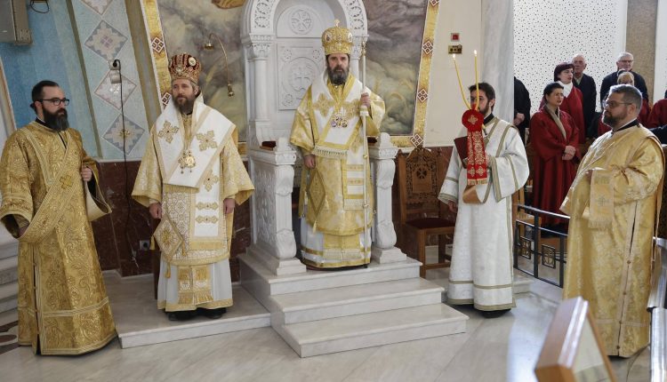 Η-πρώτη-του-νέου-έτους-στα-Τίρανα