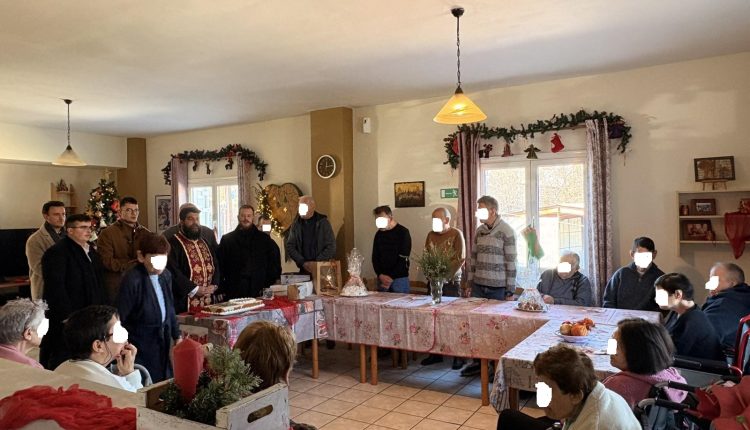 Ποιμαντική-εξόρμηση-αγάπης-της-ενορίας-του-Αγίου-Αθανασίου-Λαμίας