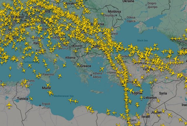 Καλύτερη-η-εικόνα-στον-ελληνικό-εναέριο-χώρο,-ξεκίνησαν-απογειώσεις-αεροσκαφών-–-Διερευνάται-το-πρόβλημα