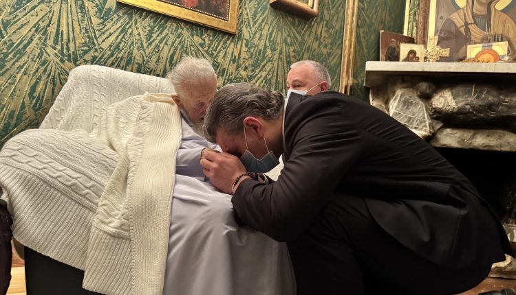 Ο-Πρόεδρος-της-Γεωργίας-ευχήθηκε-στον-Πατριάρχη-Ηλία-για-τα-93α-γενέθλιά-του