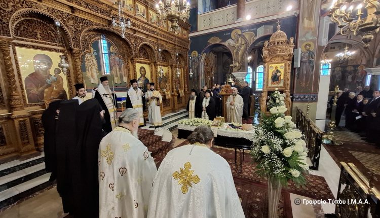 Εξόδιος-Ακολουθία-Ουρανίας-Λανάρα-Προέδρου-της-Αδελφότητας-«Αγία-Φιλοθέη»