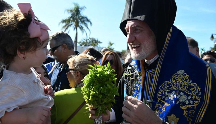 Αμερικής-Ελπιδοφόρος:-“Η-κοινότητα-του-Τάρπον-Σπρινγκς-είναι-κεντρικής-σημασίας-για-την-ταυτότητα-της-Ομογένειας”