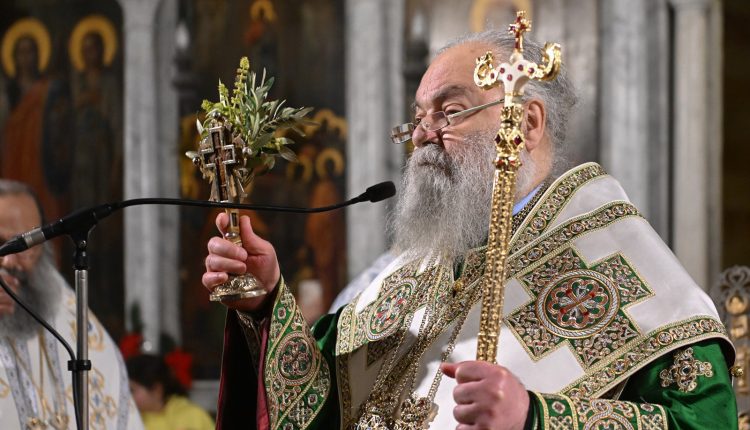 Αντιοχείας-Ιωάννης:-Το-φως-του-Χριστού-να-φωτίσει-στις-ψυχές-την-ειρήνη-και-την-αγάπη