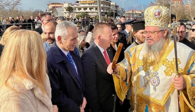 Μ.-Χαρακόπουλος-στον-αγιασμό-υδάτων:-Να-αναβαπτιστούμε-στις-διαχρονικές-αξίες-του-ελληνισμού-(ΒΙΝΤΕΟ&ΦΩΤΟ)