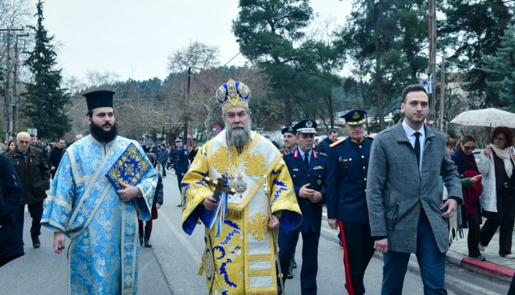 Σερρών-Θεολόγος:-«Σήμερον-τα-άνω-τοις-κάτω-συνεορτάζει-και-τα-κάτω-τοις-άνω-συνομιλεί!»