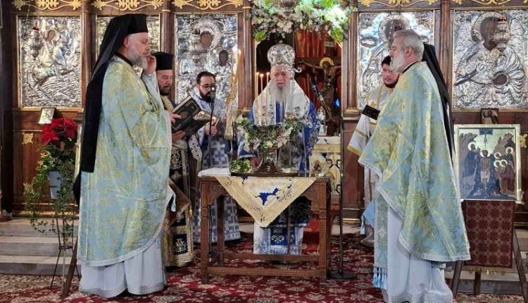 Ολόφωτα-Θεοφάνεια-στη-Χαλκίδα