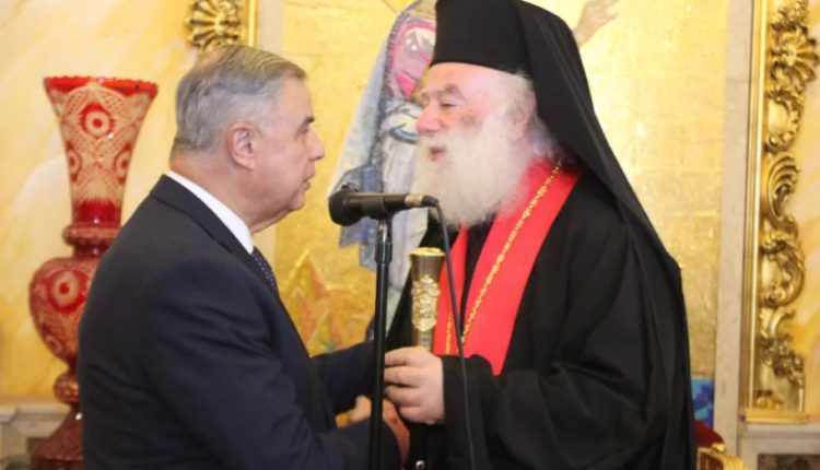 Ο-Κυβερνήτης-της-Αλεξάνδρειας-στον-Πατριάρχη-Θεόδωρο