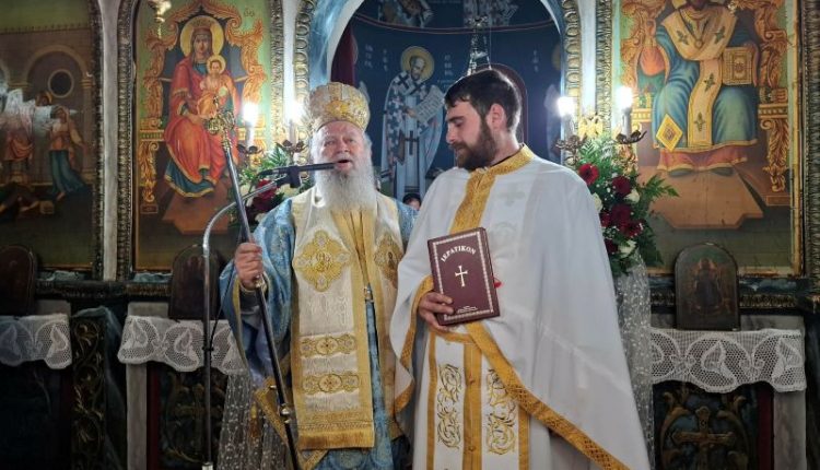 Μητροπολίτης-Χαλκίδος:-Η-τρέμουσα-χείρα-του-Βαπτιστή-είναι-πρότυπο-ιερωσύνης