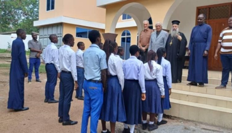 Το-Θεολογικό-Κολλέγιο-Άγιος-Νικόλαος-Μουάνζας