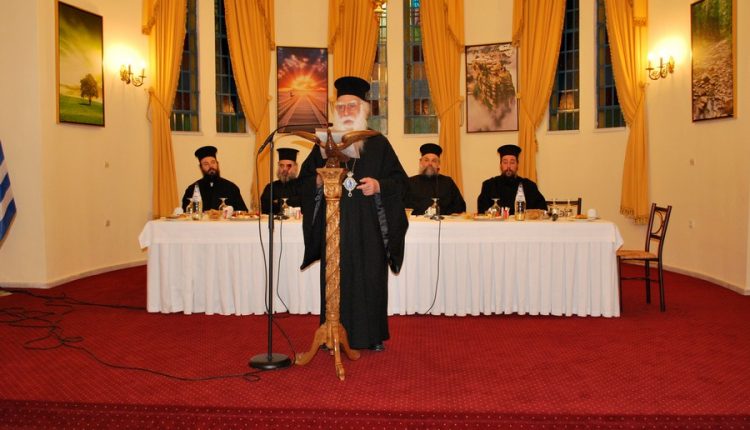 Επίδοση-διοριστηρίων-εγγράφων-στα-νέα-Εκκλησιαστικά-Συμβούλια-των-Ενοριακών-Ναών-της-ΙΜ.Νέας-Σμύρνης