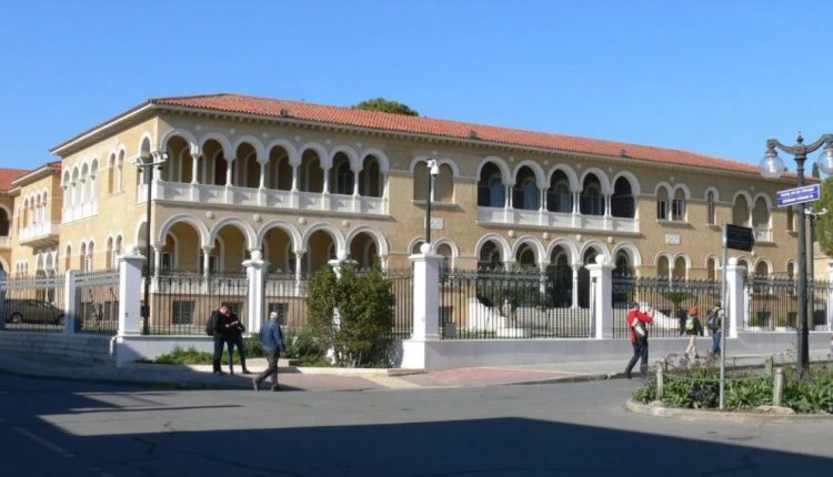 Με-ανοιχτά-μέτωπα-συνεδριάζει-σήμερα-η-Ιερά-Σύνοδος-της-Εκκλησίας-της-Κύπρου