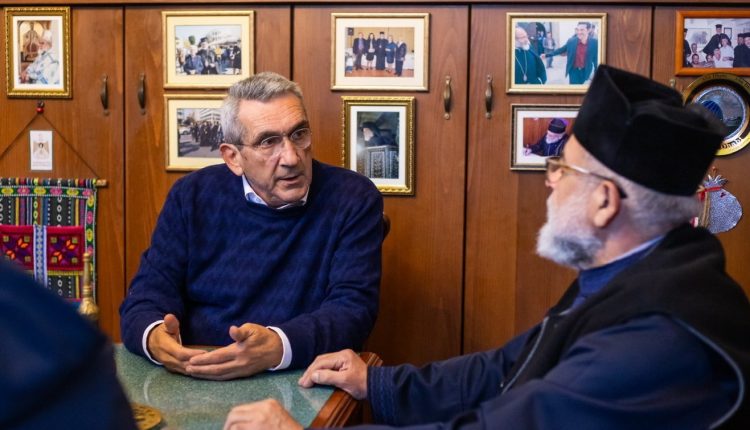 Συνάντηση-Μητροπολίτη-Κώου-με-τον-Περιφερειάρχη-Νοτίου-Αιγαίου