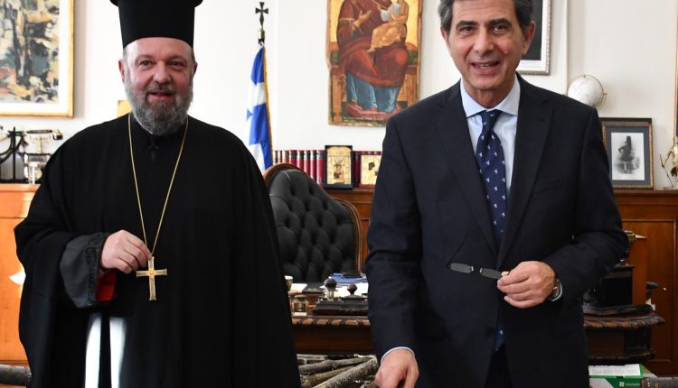 Κοπή-Βασιλόπιτας-στο-ΥΜΑΘ:-Αισιοδοξία-για-τις-προοπτικές-της-Βόρειας-Ελλάδας