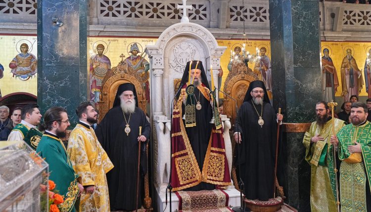 Πολυαρχιερατικός-Εσπερινός-στη-Βέροια-για-τον-Πολιούχο-Όσιο-Αντωνίο-τον-Νέο