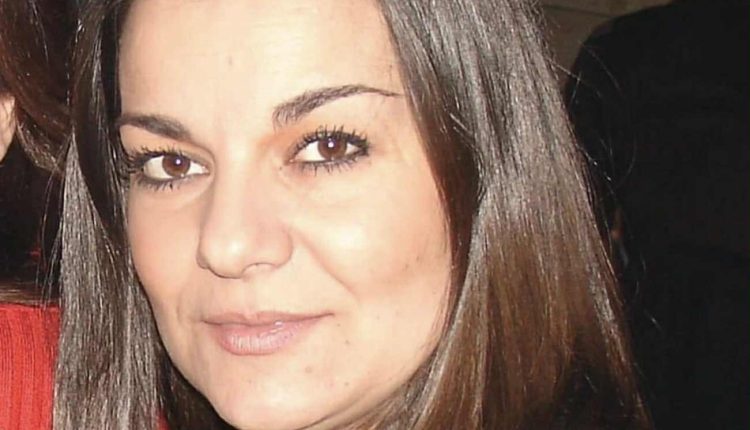 Μαρία-Γιαχνάκη:-Ταξίδι-μιας-ημέρας-σε-80-κόσμους