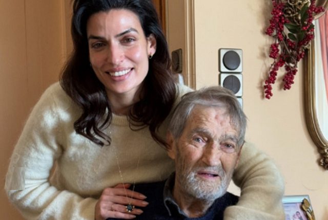 Συγκινεί-η-Τόνια-Σωτηροπούλου-για-τον-θάνατο-του-πατέρα-της:-«Ήταν-πολύ-ωραίος-τύπος»-–-«Με-έμαθε-να-πέφτω-7-φορές-και-να-σηκώνομαι-8»