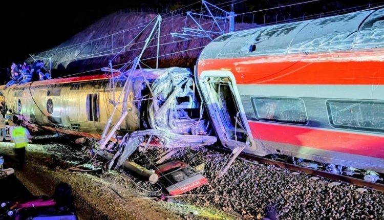 Σύγκρουση-τρένων-στην-Ισπανία:-Τους-39-έφτασαν-οι-νεκροί,-πάνω-από-150-οι-τραυματίες