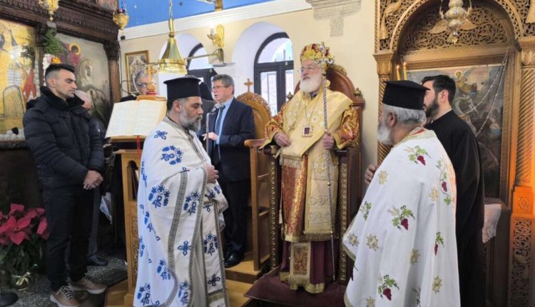 Λαμπρή-πανήγυρη-του-Αγίου-Αντωνίου-και-βράβευση-μαθητών-στο-Καστέλλι-Ηρακλείου