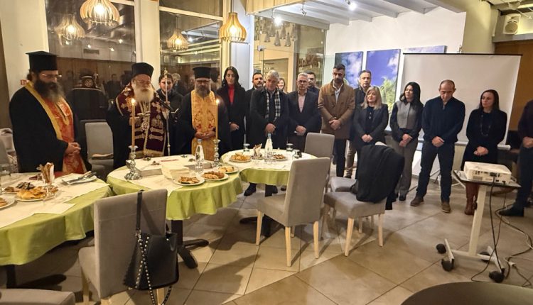 Η-ευλόγηση-της-Βασιλόπιτας-του-Συλλόγου-Δρομέων-Υγείας-Ιεράπετρας