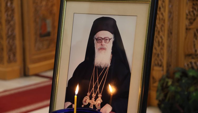 Μνήμη-Αρχιεπισκόπου-κυρού-Αναστασίου-στα-Τίρανα-(ΦΩΤΟ)