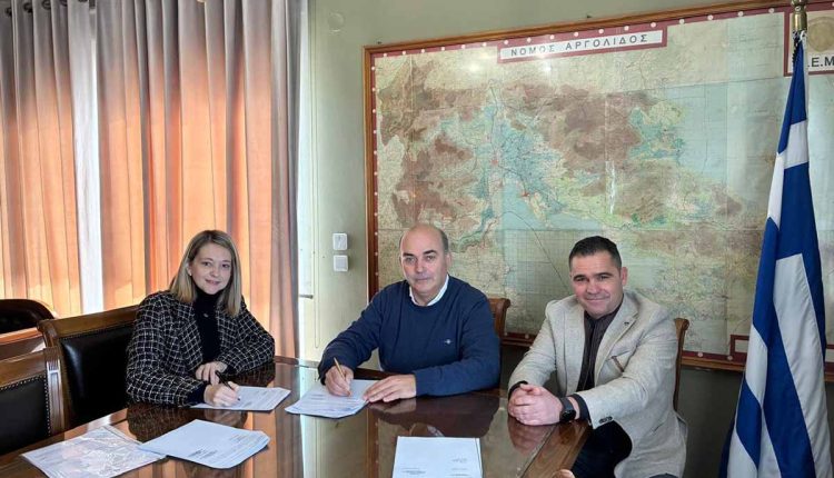 Υπογραφή-σύμβασης-για-αντιπλημμυρικά-και-τεχνικά-έργα-στην-ΠΕ.-Αργολίδας-–-Περιφέρεια-Πελοποννήσου