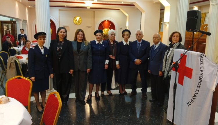 Ο-Πρόεδρος-του-Ελληνικού-Ερυθρού-Σταυρού-παρευρέθη-στη-Κοπή-της-Πρωτοχρονιάτικης-πίτας-του-Περιφερειακού-Τμήματος-Κοζάνης-του-ΕΕΣ.