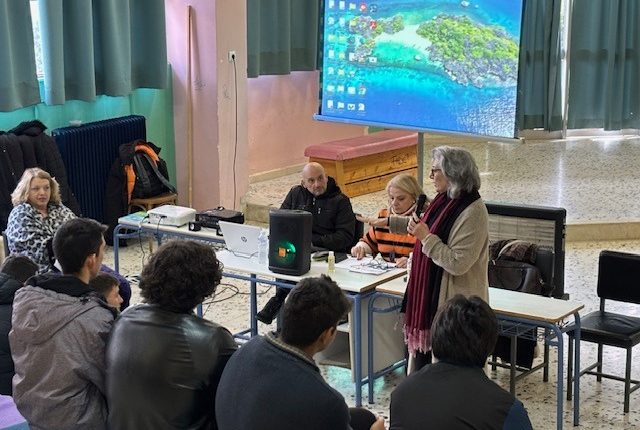 Εκδήλωση-του-ΚΕΣΟ-για-την-επιρροή-των-κοινωνικών-δικτύων-στη-ζωή-των-εφήβων