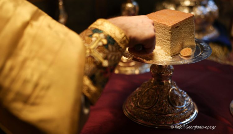 ΖΩΝΤΑΝΑ:-Όρθρος-και-Θεία-Λειτουργία-από-τον-Ιερό-Ναό-Αγίου-Γεωργίου-Παπάγου-–-Ψάλλει-η-ΕΛΒΥΧ