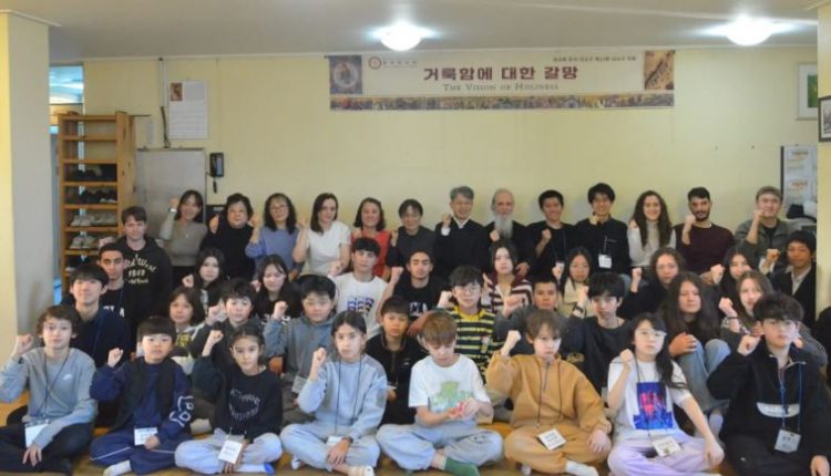 Η-χειμερινή-κατασκηνωτική-περίοδος-της-Ορθόδοξης-Μητρόπολης-Κορέας