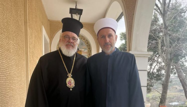 Ο-νέος-Μουφτής-Διδυμοτείχου-στον-Μητροπολίτη-Δαμασκηνό