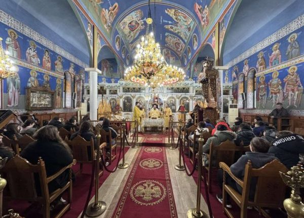 46-μαθητές-συμμετείχαν-στη-Θεία-Λειτουργία-στο-χωριό-Βαπτιστής-του-Κιλκίς