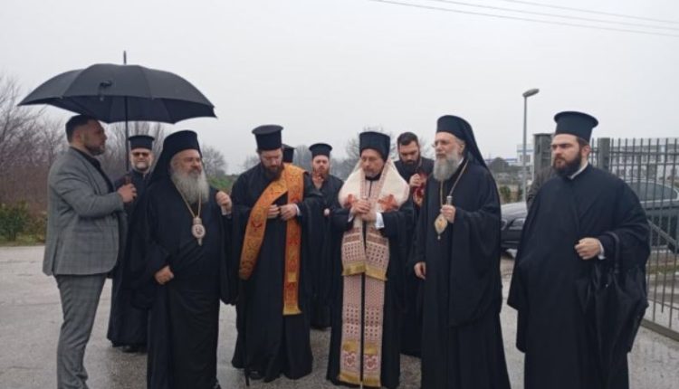 Τρίκαλα:-Τρισάγιο-στον-τόπο-της-τραγωδίας-στη-ΒΙΟΛΟΝΤΑ