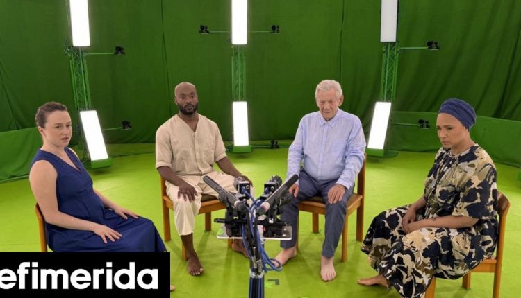 Ο-Ίαν-ΜακΚέλεν-και-η-«μεικτή-πραγματικότητα»-–-Το-πείραμα-που-επιχειρεί-να-επανεφεύρει-το-παγκόσμιο-θέατρο