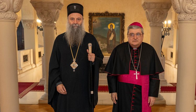 Ο-Πατριάρχης-Σερβίας-ενημέρωσε-τον-Αποστολικό-Νούντσιο-για-την-κατάσταση-στο-Κοσσυφοπέδιο-και-τα-Μετόχια