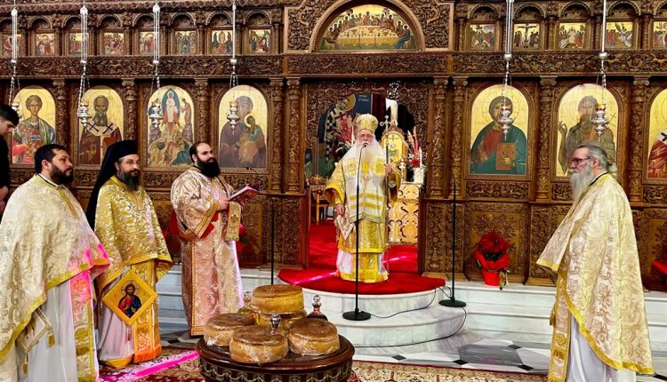 Δημητριάδος-Ιγνάτιος:-«Η-αληθινή-παιδεία-ενώνει-τη-γνώση-με-την-πίστη»-–-Τιμήθηκε-η-μνήμη-των-Αγίων-Τριών-Ιεραρχών