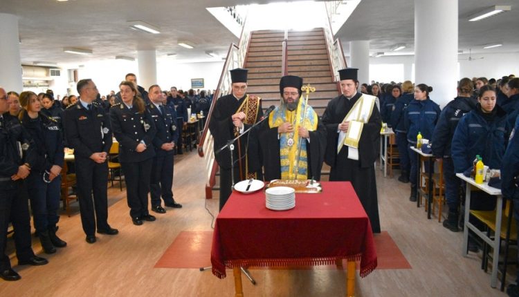 Ευλογία-βασιλόπιτας-στη-Σχολή-Αστυφυλάκων-Κομοτηνής