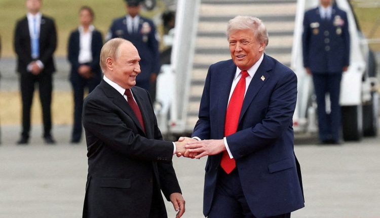 Ντ-Τραμπ:-Ο-Β.-Πούτιν-συμφώνησε-να-σταματήσει-τους-βομβαρδισμούς-για-μία-εβδομάδα