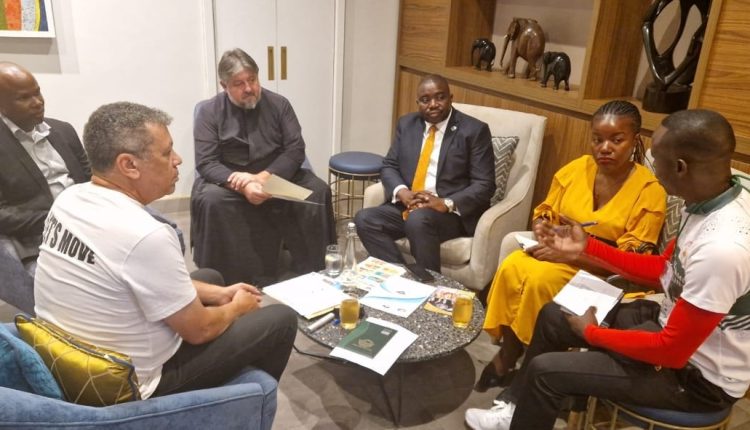 Συνάντηση-Προέδρου-της-Ολυμπιακής-Επιτροπής-της-Ζάμπιας-με-τον-Μητροπολίτη-Ιωάννη