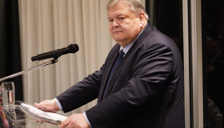 Ευάγγελος-Βενιζέλος:-Η-μαρτυρία-του-Οικουμενικού-Πατριαρχείου-εν-μέσω-των-σύγχρονων-γεωπολιτικών-εξελίξεων-και-προκλήσεων