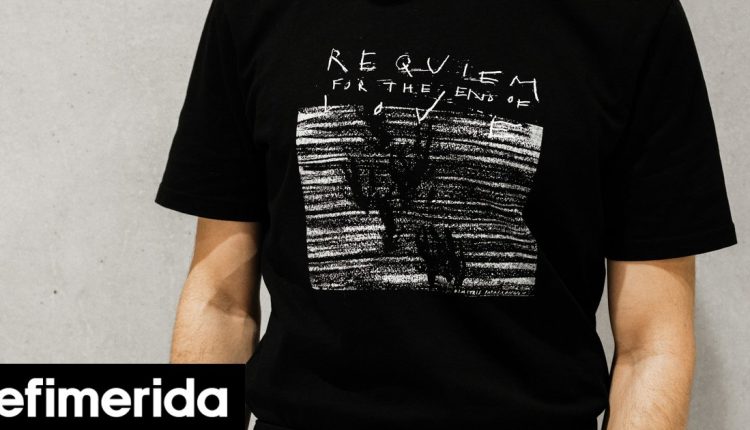 Το-t-shirt-του-Ρέκβιεμ,-η-επιτροπή-Μενδώνη-για-το-ΑΙ,-το-ΕΜΣΤ-στο…-Παρίσι-«Μικρά»-νέα-του-Πολιτισμού