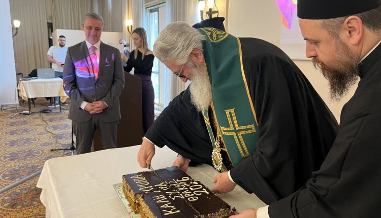 Ο-Μητροπολίτης-Αλεξανδρουπόλεως-εξήρε-την-προσφορά-των-φαρμακοποιών-στην-κοινωνία