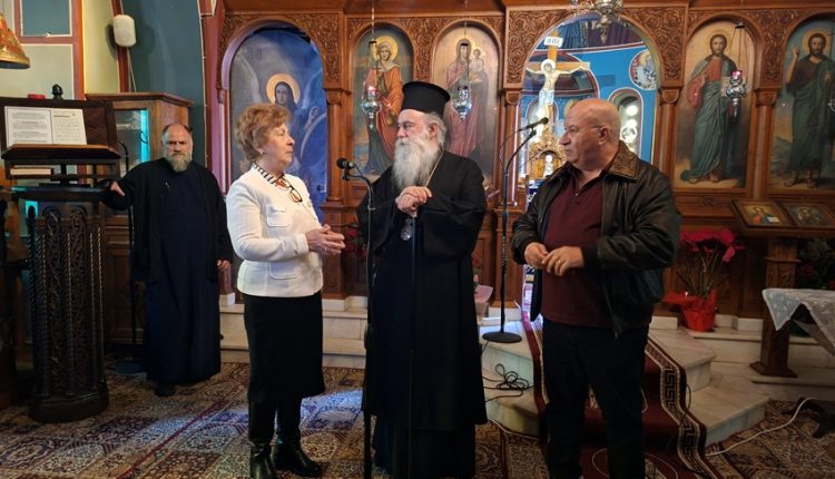 Επισκέψεις-μαθητών-των-Εκαπιδευτηρίων-«ΑΤΣΟΓΛΟΥ»-στον-Μητροπολίτη-Κορίνθου