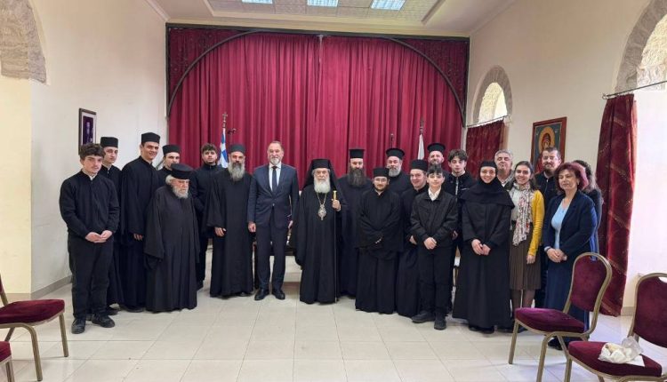 Ο-Πατριάρχης-Ιεροσολύμων-δέχθηκε-μια-σειρά-από-επισκέψεις