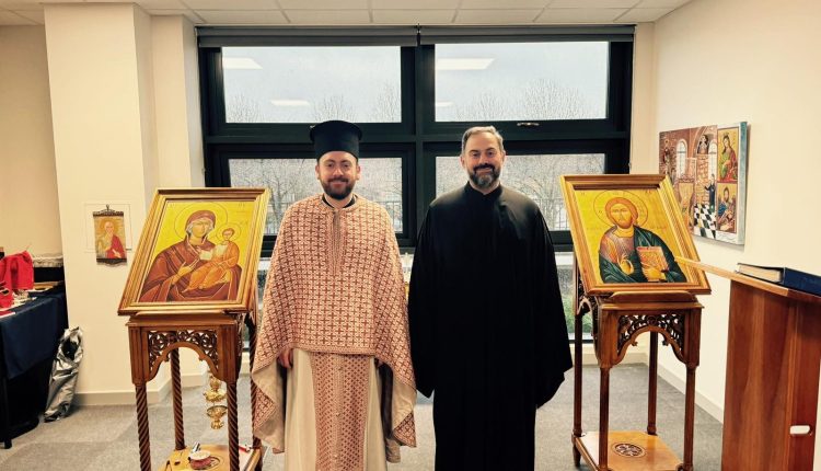 Τέλεση-της-πρώτης-Θείας-Λειτουργίας-στο-παρεκκλήσιο-του-Σχολείου-του-Αποστόλου-Ανδρέου