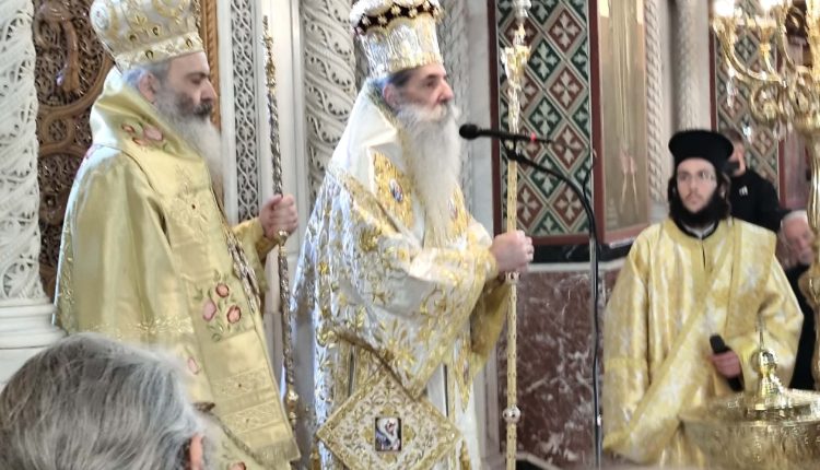 Αρχιερατικό-συλλείτουργο-για-την-20χρονη-ποιμαντορία-του-σεπτού-Μητροπολίτη-Πειραιώς-στην-Αγία-Τριάδα-Πειραιώς